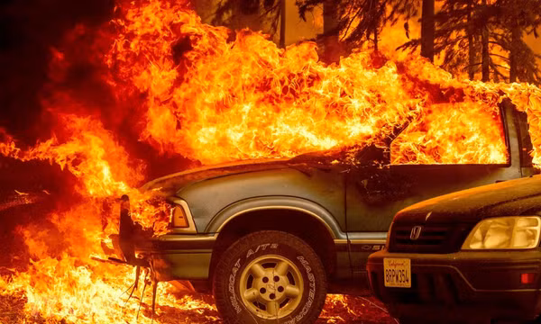 Mỹ: Vụ cháy rừng tại bang California lớn nhất trong năm 2021