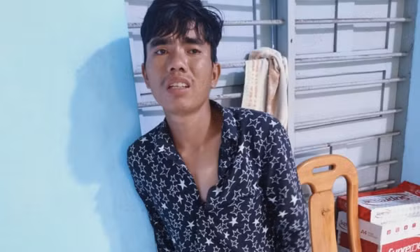 Bắt 2 tên cướp giật sợi dây chuyền vàng của người phụ nữ