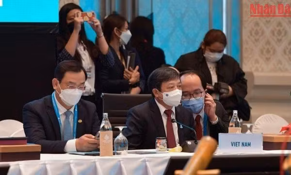 Việt Nam kêu gọi APEC tăng cường trao đổi và hỗ trợ quảng bá chính sách mở cửa du lịch quốc tế