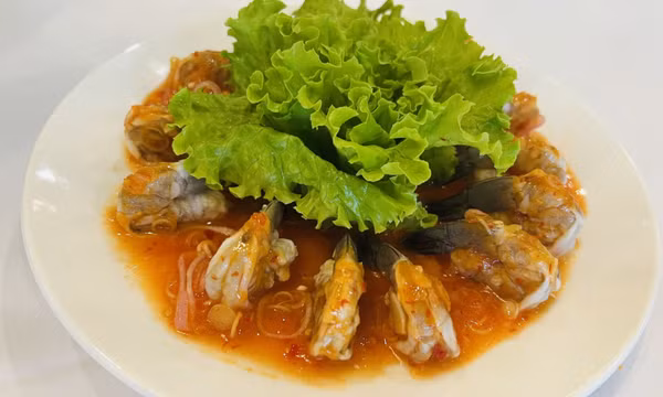 Gỏi tôm xốt chua ngọt