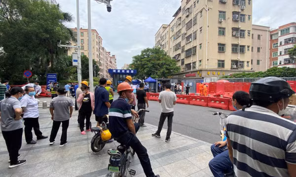 Nhiều thành phố lớn của Trung Quốc tăng cường các biện pháp hạn chế chống COVID-19