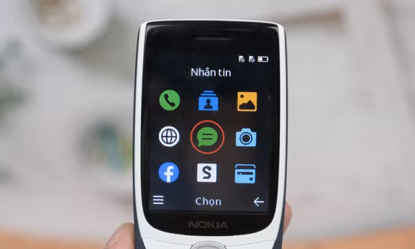 Nokia 8210 'hồi sinh' với kết nối 4G