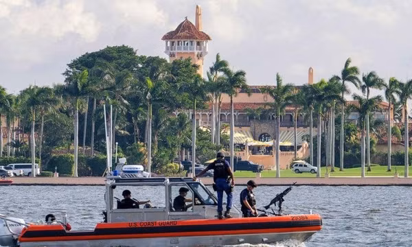 Mật vụ FBI đột kích tư dinh cựu Tổng thống Mỹ Donald Trump ở Florida