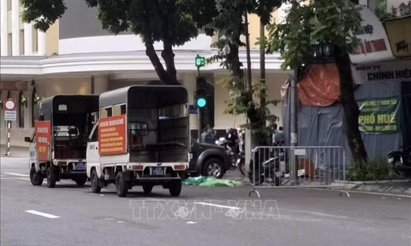 Hà Nội: Điều tra nguyên nhân vụ trọng án trên phố Hàng Bài