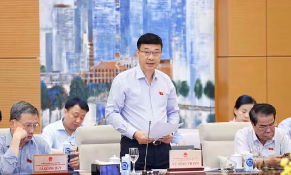 ​Phân cấp cụ thể, làm rõ trách nhiệm trong phê duyệt hợp đồng dầu khí