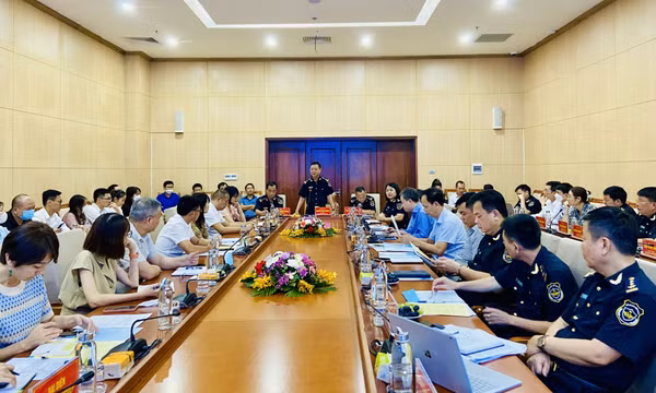 Gặp mặt, hỗ trợ hoạt động XNK hàng hóa của các doanh nghiệp mới được cấp giấy chứng nhận đầu tư