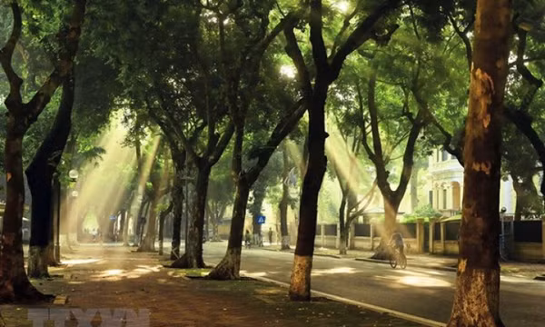 Hầu hết các khu vực trên cả nước nắng nóng, mưa dông về chiều tối
