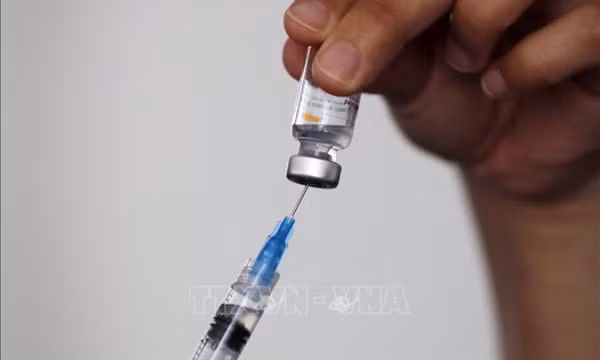 Chile cấp phép sử dụng vaccine ngừa COVID-19 cho trẻ từ 6 tháng tuổi
