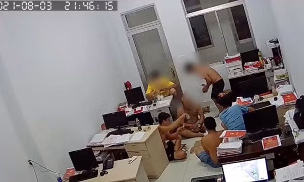 Xác minh thông tin PGĐ Văn phòng đăng ký đất đai ở Bến Tre đánh bài tại cơ quan