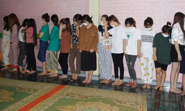 Bắt giữ “ông trùm” bao nuôi 20 gái bán dâm, tổ chức mạng lưới cộng tác viên ở nhà nghỉ, lái xe taxi