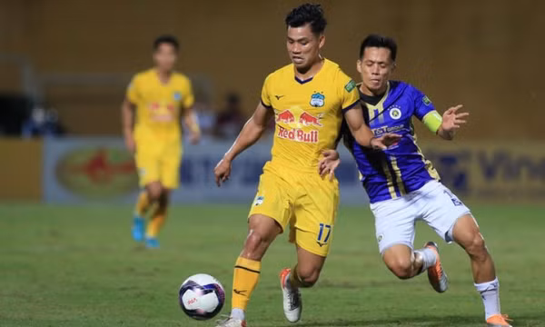 Thắng HAGL, CLB Hà Nội vô địch lượt đi V-League 2022
