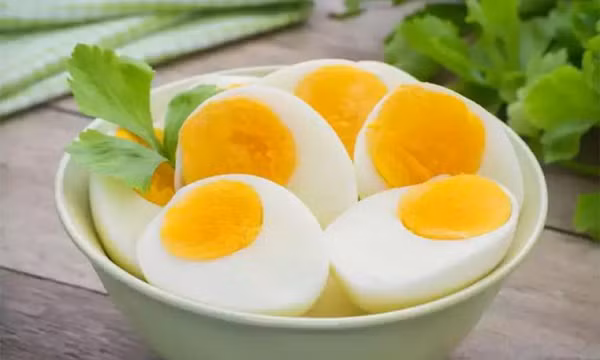 Lý do bạn không nên ăn quá 2 quả trứng trong một ngày