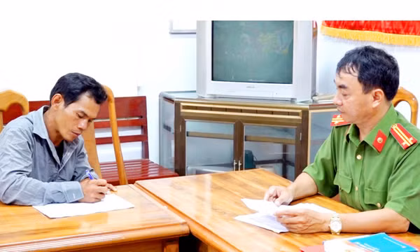 Can ngăn vợ chồng em gái cãi nhau, anh vợ đâm em rể tử vong