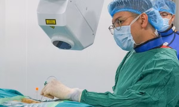 Quy định về nghỉ hưu ở tuổi cao hơn đối với viên chức