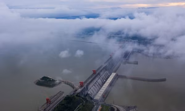 Trung Quốc gieo mưa nhân tạo để ứng phó với hạn hán