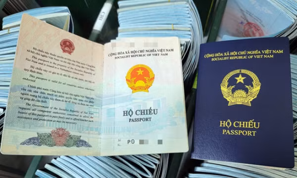 Đại sứ quán Tây Ban Nha tạm dừng cấp visa với hộ chiếu mẫu mới của Việt Nam