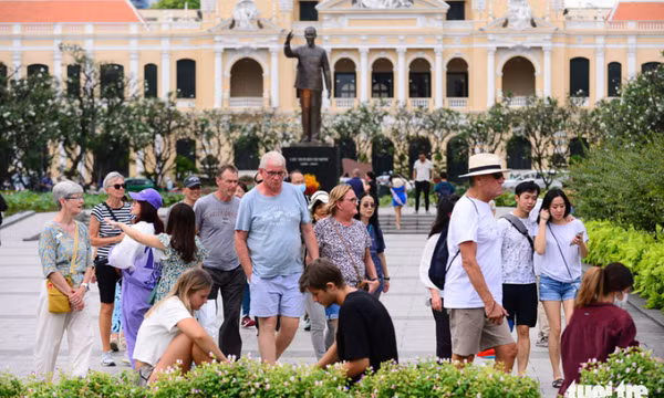 Sẽ tăng thời gian miễn thị thực từ 15 lên 30 ngày?