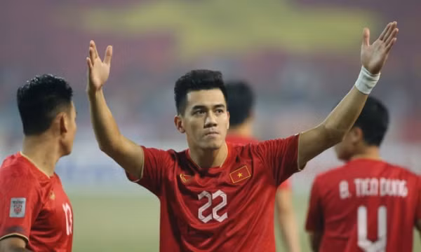 Vé xem tuyển Việt Nam đá chung kết AFF Cup có giá cao nhất 1 triệu đồng