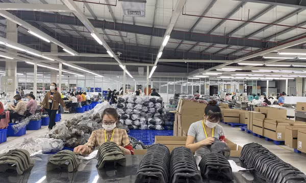 Đẩy mạnh thi đua lao động sản xuất ngay từ đầu năm