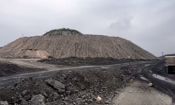 Thúc đẩy sử dụng bền vững, hiệu quả đất đá thải mỏ