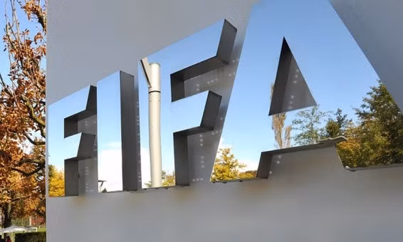 FIFA được yêu cầu can thiệp vào bóng đá Indonesia