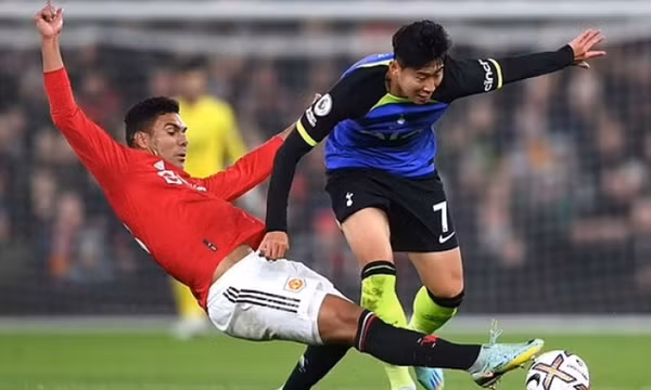 Man Utd lo sốt vó khi mất Casemiro