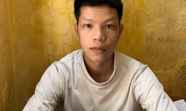 Tạm giam thanh niên quan hệ nhiều lần với hai bé gái trong đêm