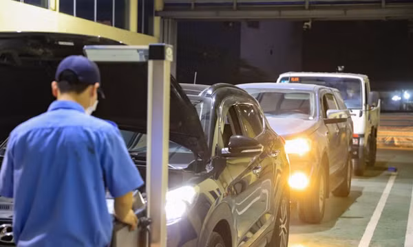 Cục Đăng kiểm Việt Nam phải sớm tháo gỡ tình trạng ùn tắc, không làm gián đoạn vận tải