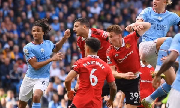 Bốc thăm FA Cup: Cơ hội cho Man Utd, Man City