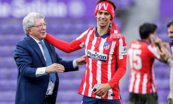 Ngã ngửa vụ Joao Felix