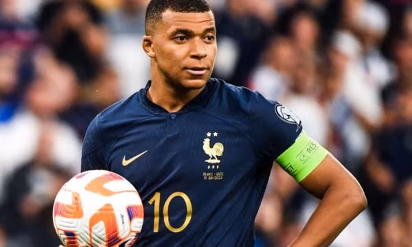 Động thái gây tranh cãi của PSG
