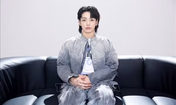 Đĩa đơn 'Seven' của Jungkook trở thành quán quân Billboard Hot 100