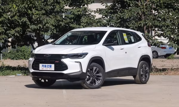 ‘Kẻ thách thức Toyota Corolla Cross’ giá chỉ từ 353 triệu đồng, thiết kế đẹp mãn nhãn