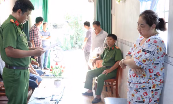 Chủ nợ mang sổ đỏ cầm cố, chuyển nhượng để chiếm đoạt 4 tỷ đồng