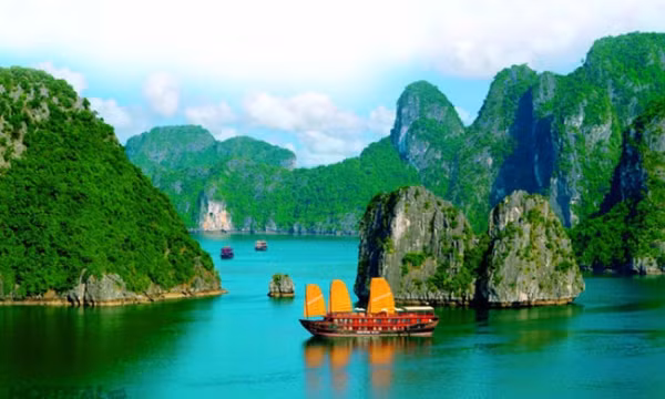 Hoàn thiện Hồ sơ đề cử “Vịnh Hạ Long - Quần đảo Cát Bà” ghi danh Di sản thế giới