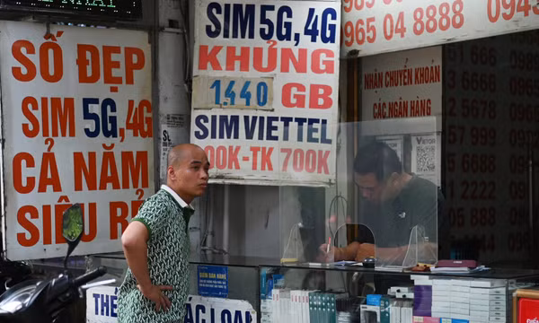 Chuyển công an xử lý thuê bao sở hữu trên 10 SIM sai phạm: Đại lý "nín thở"