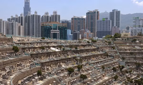 Hong Kong - Chỗ an nghỉ của người chết đắt hơn nơi ở của người sống
