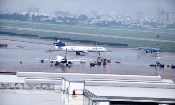 Phương án điều chỉnh lịch bay ở Nội Bài, Vân Đồn ứng phó bão số 1