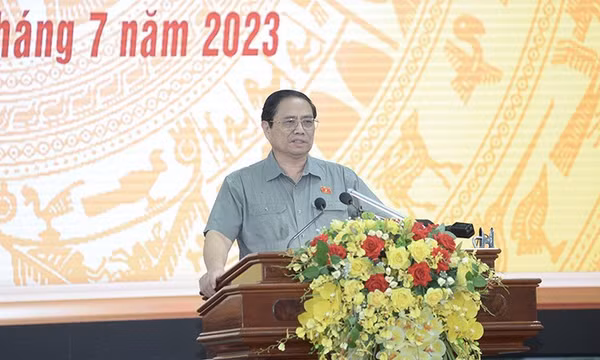 Tháo gỡ khó khăn, thúc đẩy triển khai nhanh các dự án đường cao tốc vùng đồng bằng sông Cửu Long