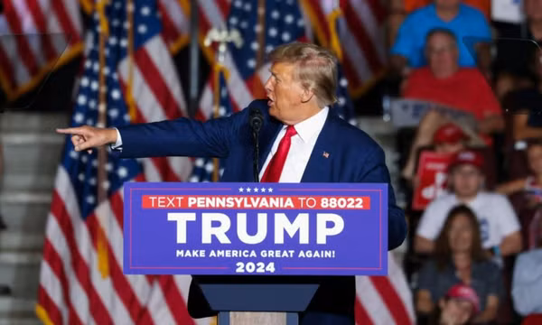 Chỉ 1/10 cựu thành viên nội các ủng hộ ông Donald Trump tái tranh cử