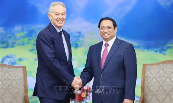 Thủ tướng tiếp Chủ tịch điều hành Viện Tony Blair vì sự thay đổi toàn cầu