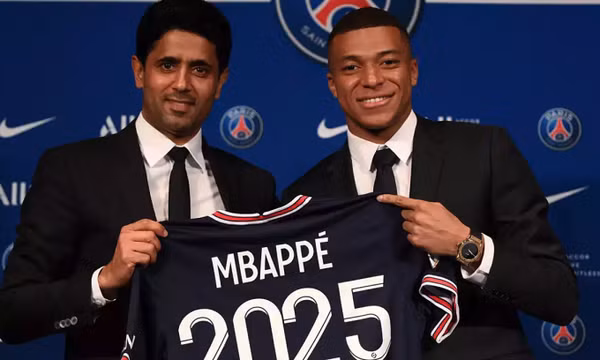 Chủ tịch PSG: 'Mbappe phải ký hợp đồng mới nếu muốn ở lại'