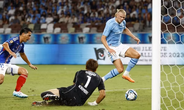 Haaland lập cú đúp trong trận thắng của Man City