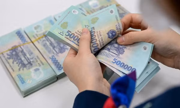 Bảng lương của công chức, viên chức áp dụng từ tháng 7/2023