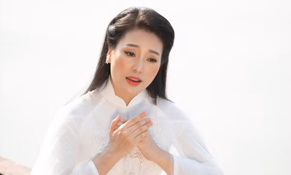 Sao Mai Huyền Trang giới thiệu MV nhân ngày 27/7