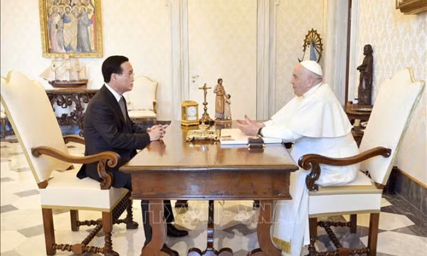 Chủ tịch nước Võ Văn Thưởng thăm Tòa thánh Vatican, hội kiến Giáo hoàng Francis