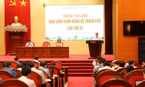 Hội nghị lần thứ 33 Ban Chấp hành Đảng bộ TP Hạ Long
