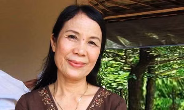 Nhà thơ Lâm Thị Mỹ Dạ qua đời
