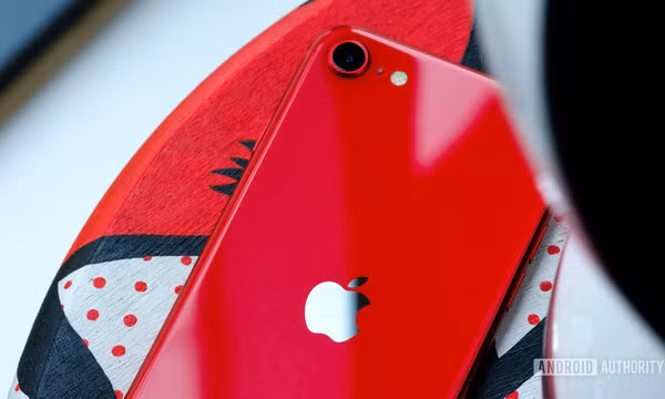 Năm 2022 mà Apple vẫn trang bị dung lượng 64GB là quá ít để "gánh" A15 Bionic và M1