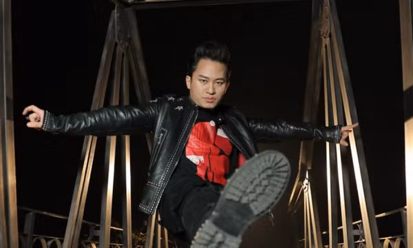 Tùng Dương hát nhạc phim hình sự ‘Bão ngầm’